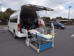 ���ԋ~�}�E��앟���^�N�V�[�����T�|�[�g�g�p���q